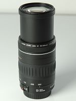 Canon EF 90-300 mm f/4.5-5.6 USM