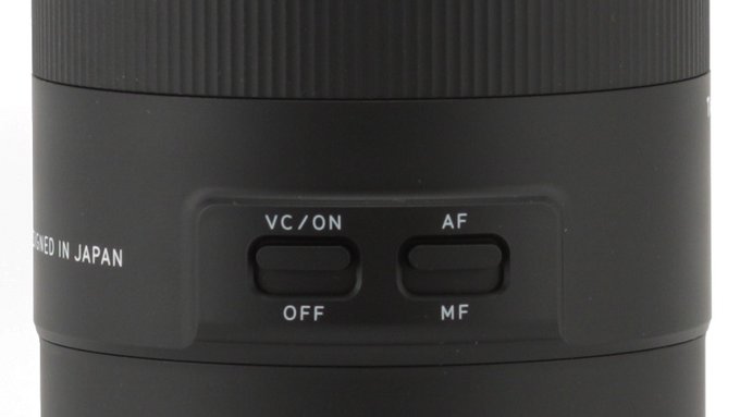 Tamron 70-210 mm f/4 Di VC USD - Build quality and image stabilization
