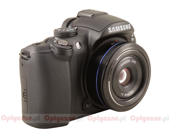 Samsung NX 30 mm f/2.0 - Introduction