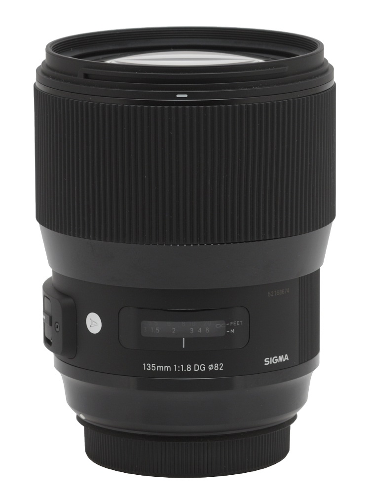 Sigma A 135 mm f/1.8 DG HSM review - Introduction - LensTip.com