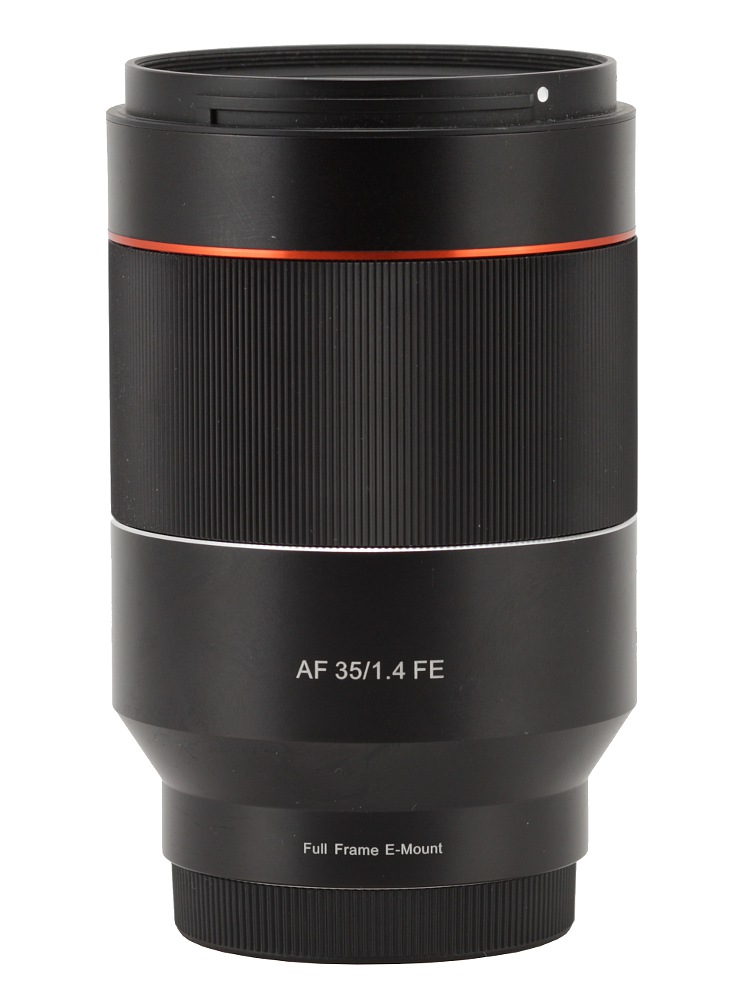 Samyang AF 35 mm f/1.4 FE review - Introduction - LensTip.com