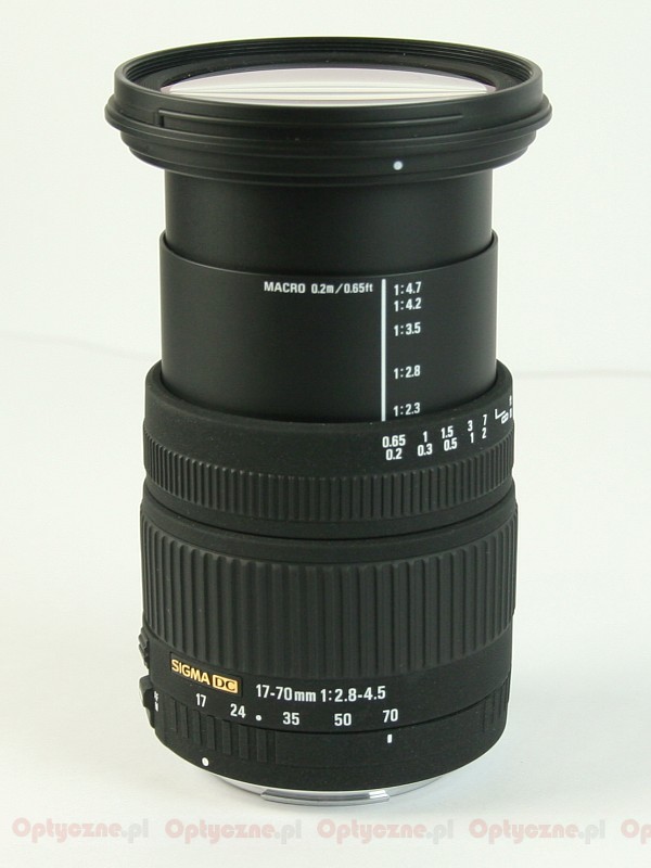 Sigma 17-70 mm f/2.8-4.5 DC Macro - LensTip.com