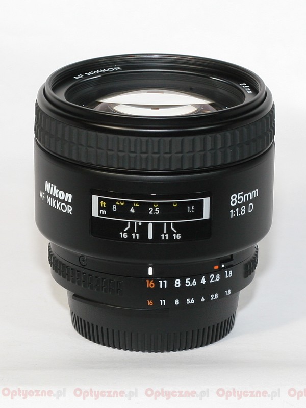 Nikon Nikkor AF 85 mm f/1.8D - LensTip.com