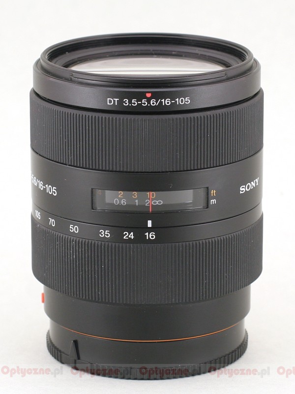 Sony DT 16-105 mm f/3.5-5.6 - LensTip.com