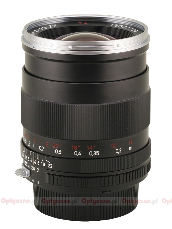 Carl Zeiss Distagon T* 35mm F2 ZE（EF用）-