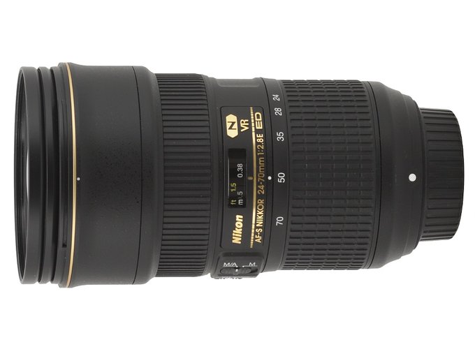 Nikon Nikkor AF-S 24-70 mm f/2.8E ED VR review - Introduction - LensTip.com