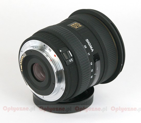 Sigma 10-20 mm f/4-5.6 EX DC HSM review - Build quality - LensTip.com