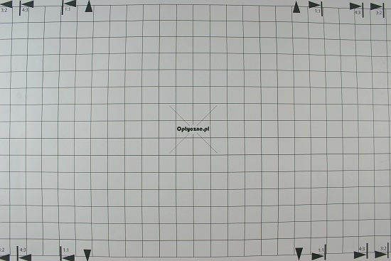 Canon EF-S 18-55 mm f/3.5-5.6 II - Distortion Canon EF-S 18-55 mm f/3.5-5.6 II - Distortion