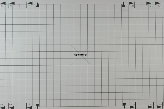 Canon EF-S 18-55 mm f/3.5-5.6 II - Distortion Canon EF-S 18-55 mm f/3.5-5.6 II - Distortion