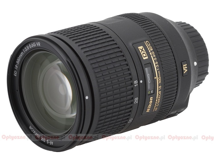Nikon Nikkor AF-S DX 18-300 mm f/3.5-5.6G ED VR - Build quality and image stabilization Nikon Nikkor AF-S DX 18-300 mm f/3.5-5.6G ED VR - Build quality and image stabilization
