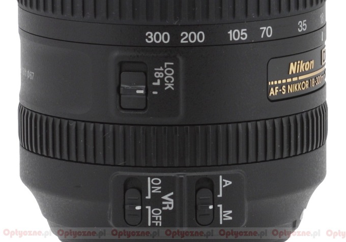 Nikon Nikkor AF-S DX 18-300 mm f/3.5-6.3G ED VR - Build quality and image stabilization