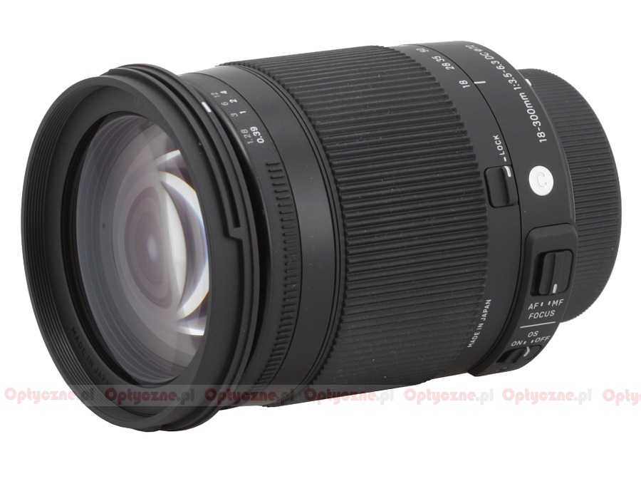 Sigma C 18-300 mm f/3.5-6.3 DC MACRO OS HSM review - Build quality