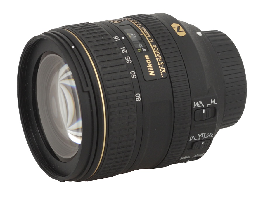 Nikon Nikkor AF-S DX 16-80 mm f/2.8-4E ED VR review - Build 