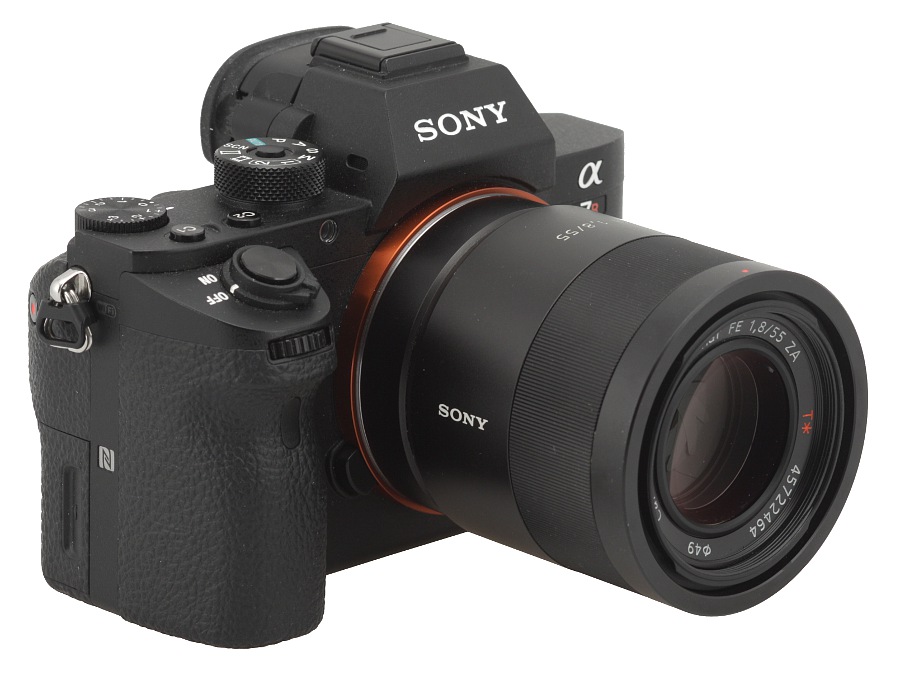 Sony Carl Zeiss Sonnar T* FE 55 mm f/1.8 ZA review - Introduction ...