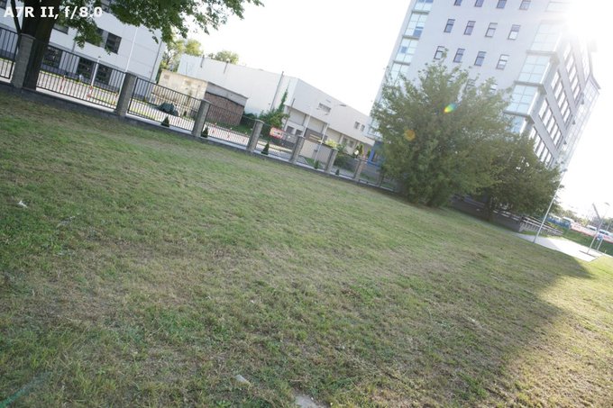 Carl Zeiss Batis 25 mm f/2 - Ghosting and flares