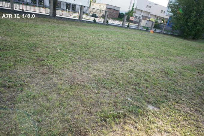 Carl Zeiss Batis 25 mm f/2 - Ghosting and flares