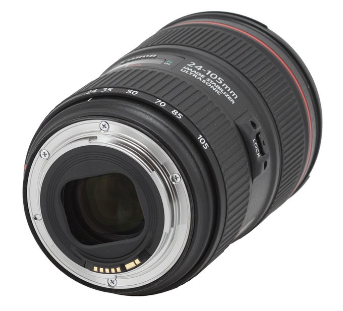 Canon EF 24-105 mm f/4L IS II USM  - Build quality and image stabilization