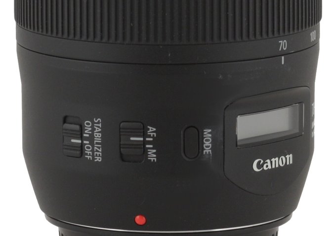 Canon EF 70-300 mm f/4-5.6 IS II USM - Build quality and image stabilization