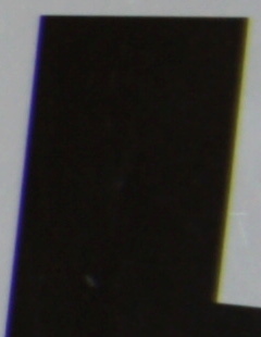 Sony Carl Zeiss Vario Sonnar 16-35 mm f/2.8 T* SSM - Chromatic aberration