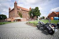 Tokina Frin 20 mm f/2 FE MF - Sample shots