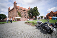 Tokina Frin 20 mm f/2 FE MF - Sample shots