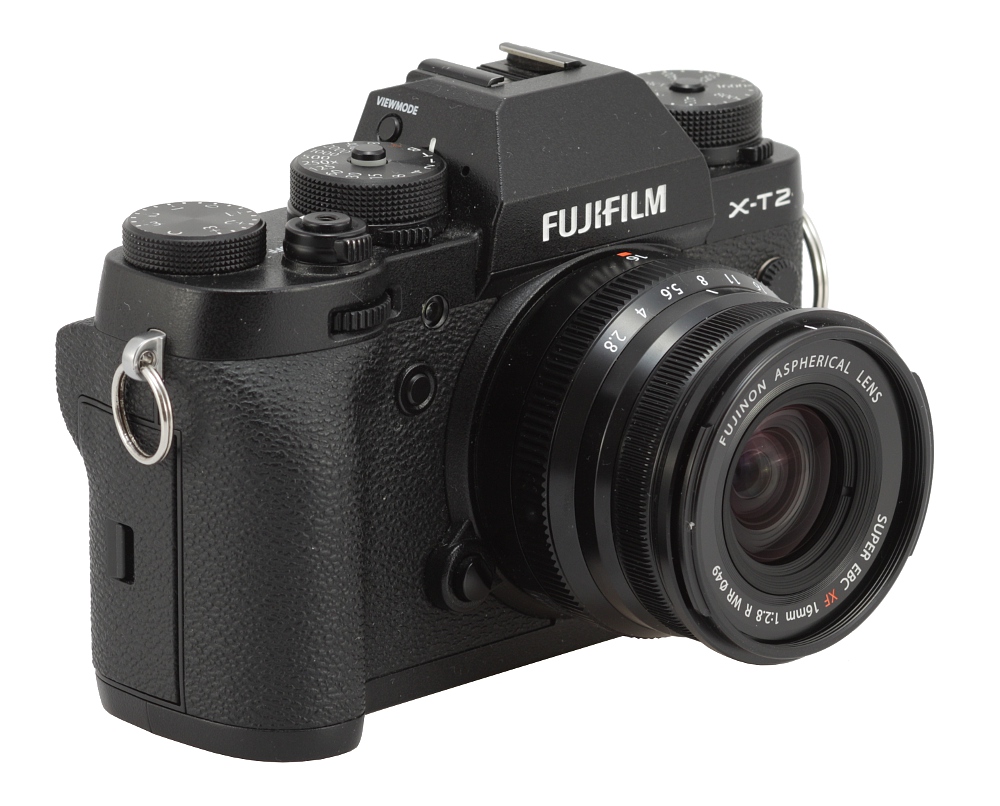 【新品未使用】 FUJIFILM  XF 16mm F2.8  R WRスマホ/家電/カメラ