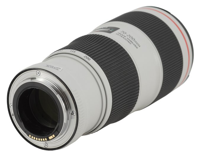 Canon EF 70-200 mm f/4L IS II USM - Build quality and image stabilization