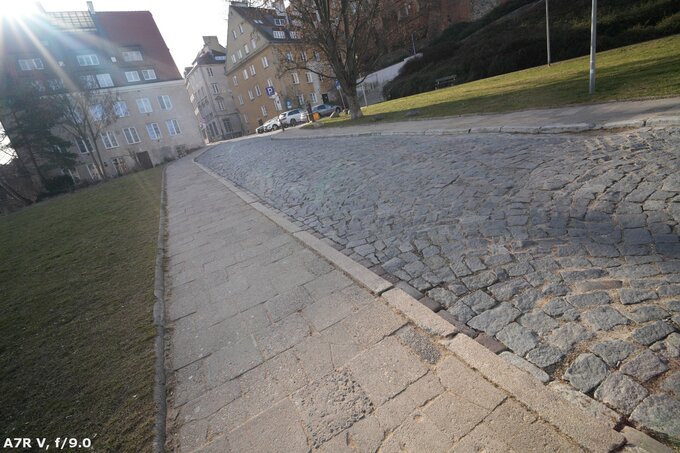 Viltrox AF 16 mm f/1.8 - Ghosting and flares