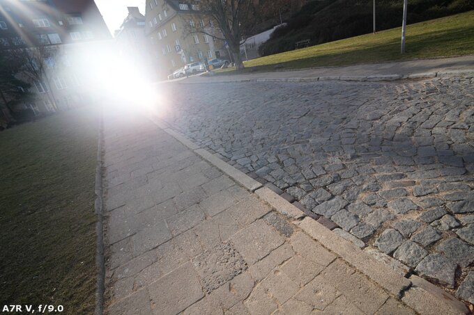 Viltrox AF 16 mm f/1.8 - Ghosting and flares