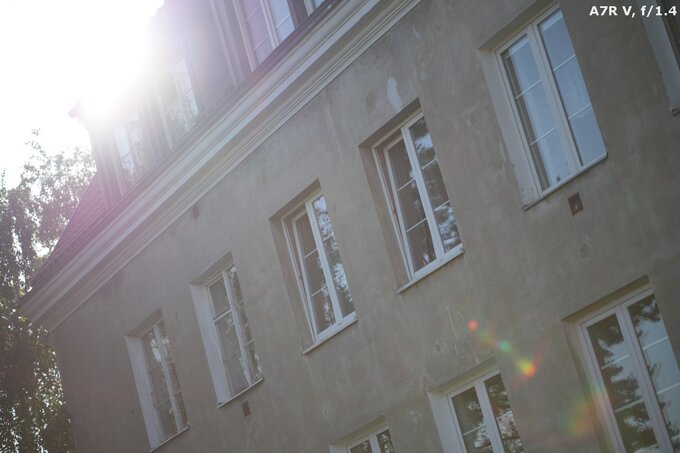 Viltrox AF 85 mm f/1.4 Pro - Ghosting and flares