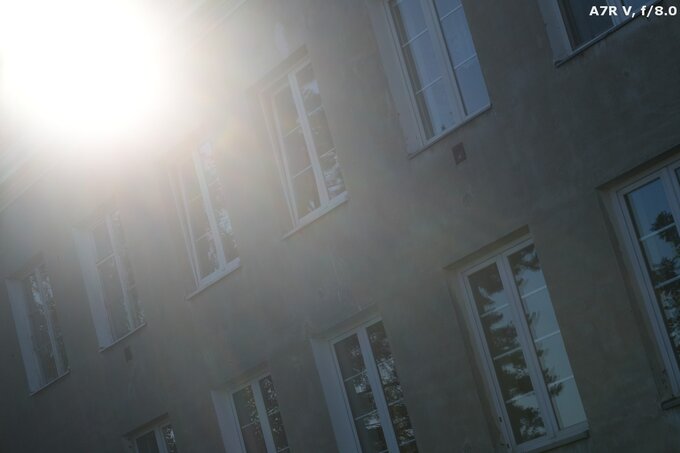 Viltrox AF 85 mm f/1.4 Pro - Ghosting and flares