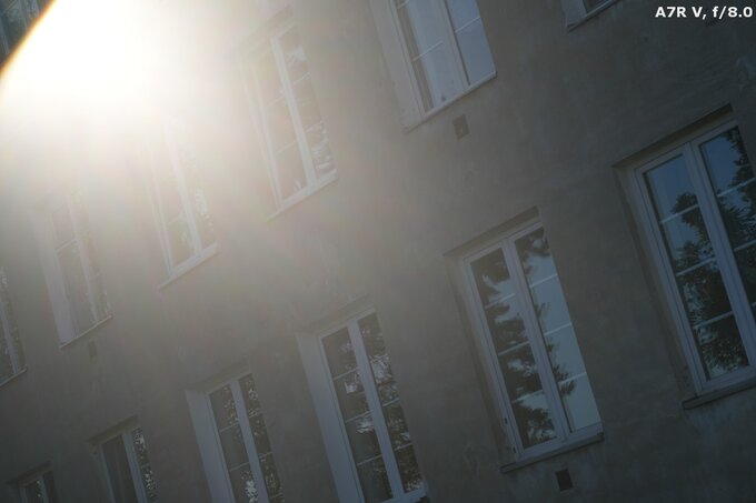 Viltrox AF 85 mm f/1.4 Pro - Ghosting and flares