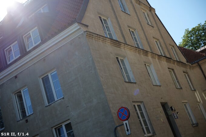 Panasonic Lumix S Pro 50 mm f/1.4 - Ghosting and flares