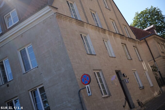 Panasonic Lumix S Pro 50 mm f/1.4 - Ghosting and flares