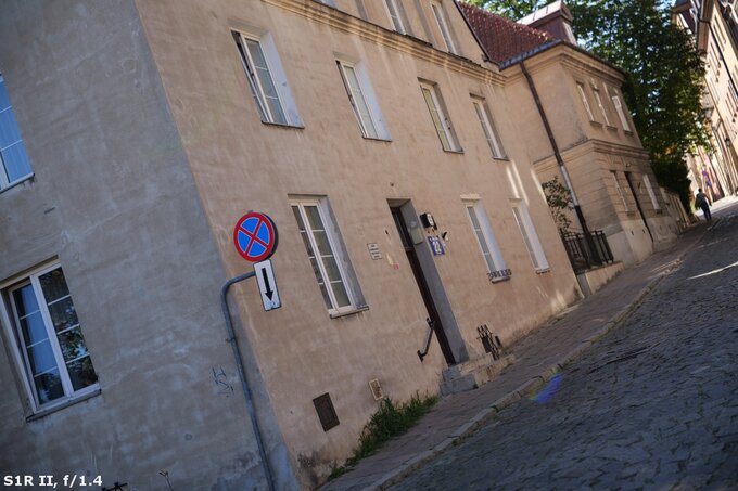 Panasonic Lumix S Pro 50 mm f/1.4 - Ghosting and flares