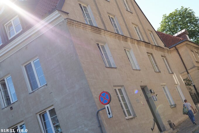 Panasonic Lumix S Pro 50 mm f/1.4 - Ghosting and flares