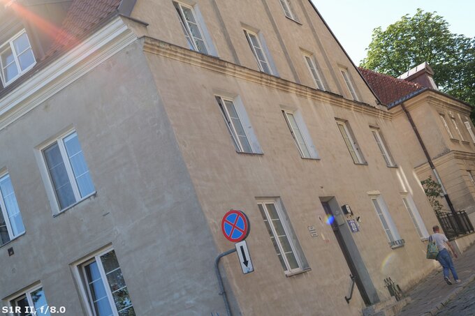 Panasonic Lumix S Pro 50 mm f/1.4 - Ghosting and flares