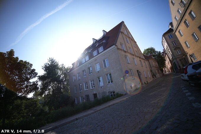 Samyang AF 14-24 mm f/2.8 FE - Ghosting and flares