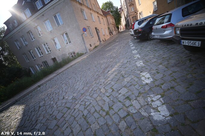 Samyang AF 14-24 mm f/2.8 FE - Ghosting and flares