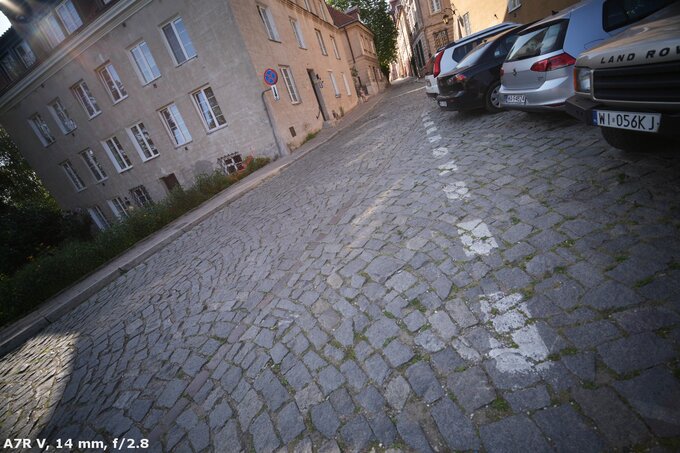 Samyang AF 14-24 mm f/2.8 FE - Ghosting and flares