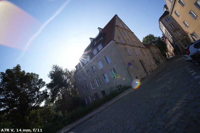 Samyang AF 14-24 mm f/2.8 FE - Ghosting and flares