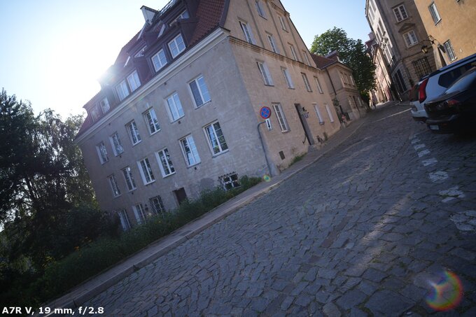 Samyang AF 14-24 mm f/2.8 FE - Ghosting and flares