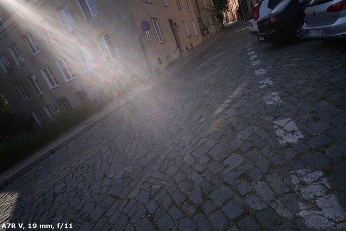 Samyang AF 14-24 mm f/2.8 FE - Ghosting and flares