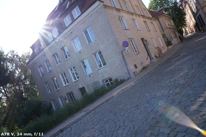 Samyang AF 14-24 mm f/2.8 FE - Ghosting and flares