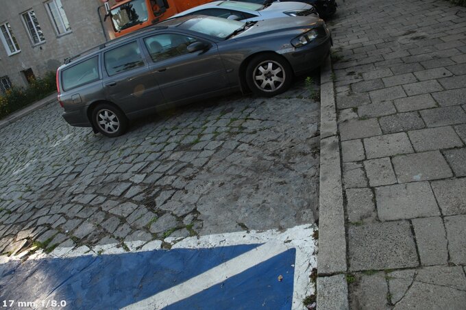 Sigma A 17-40 mm f/1.8 DC - Ghosting and flares