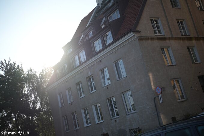 Sigma A 17-40 mm f/1.8 DC - Ghosting and flares