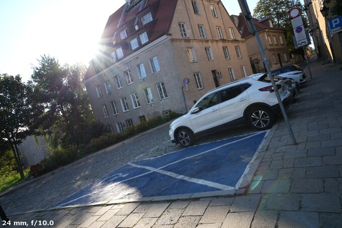 Tamron 16-30 mm f/2.8 Di III VXD G2 - Ghosting and flares