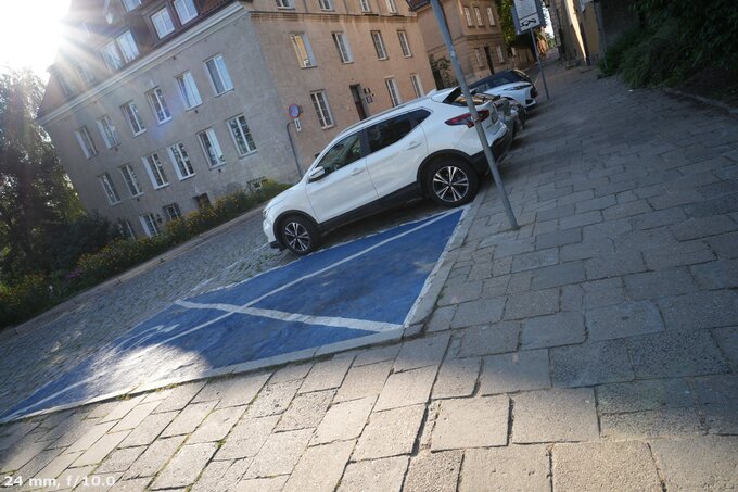 Tamron 16-30 mm f/2.8 Di III VXD G2 - Ghosting and flares