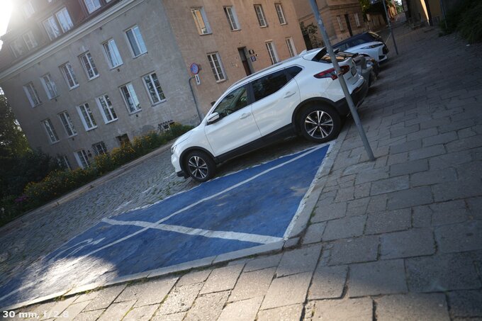 Tamron 16-30 mm f/2.8 Di III VXD G2 - Ghosting and flares