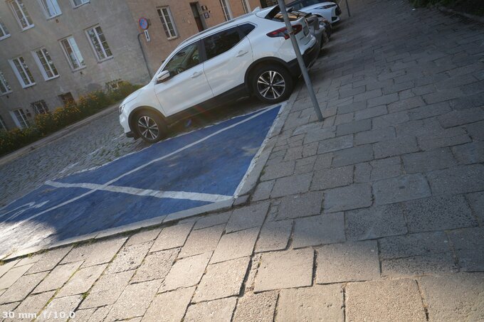 Tamron 16-30 mm f/2.8 Di III VXD G2 - Ghosting and flares